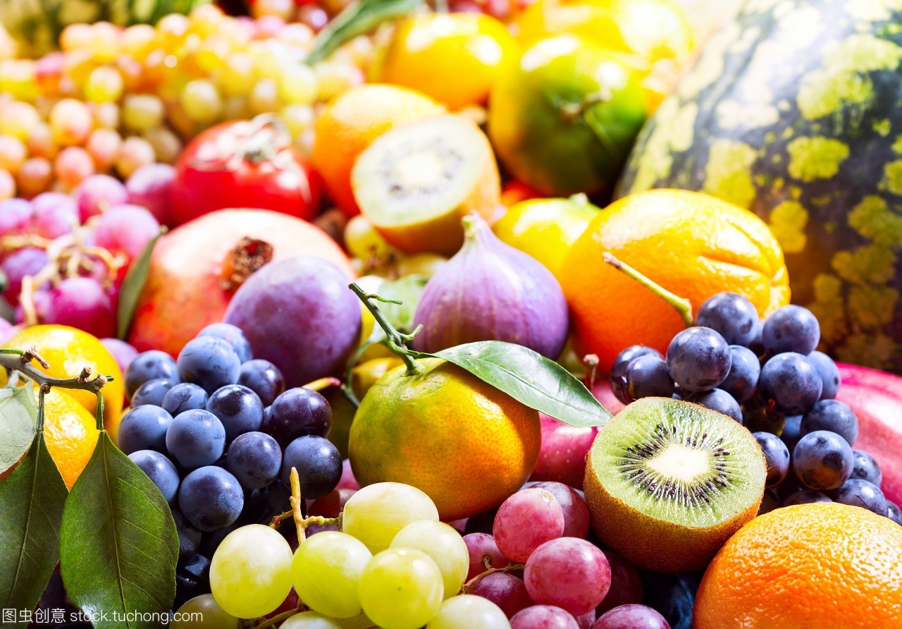 新鲜水果和蔬菜作为背景